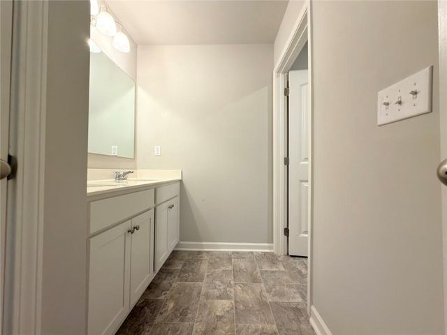 6716 Scarlet Oak Way, Flowery Branch, GA 30542