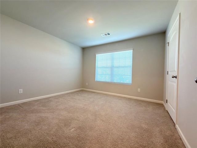 6716 Scarlet Oak Way, Flowery Branch, GA 30542