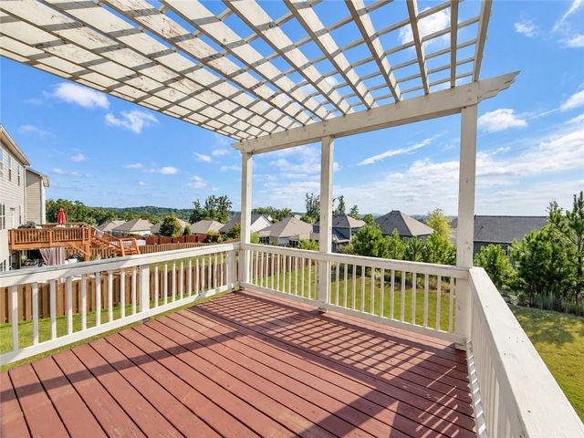 6716 Scarlet Oak Way, Flowery Branch, GA 30542