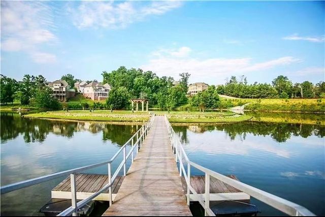 6716 Scarlet Oak Way, Flowery Branch, GA 30542