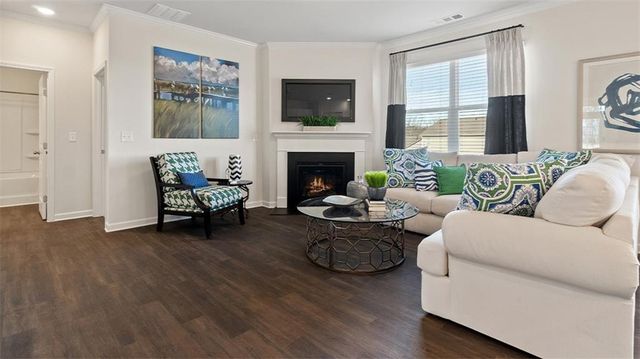 6716 Scarlet Oak Way, Flowery Branch, GA 30542