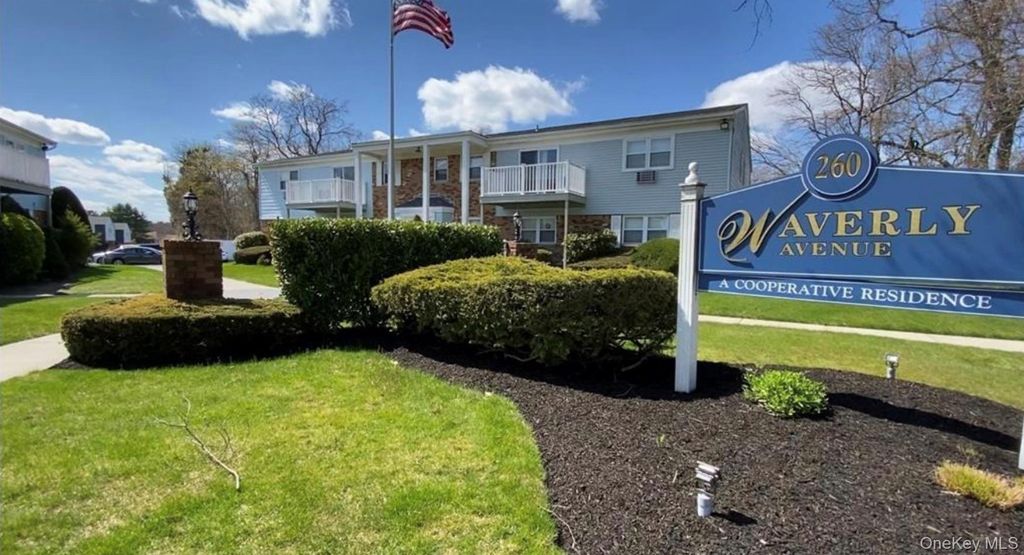 260-56 Waverly Ave 56, Patchogue, NY 11772