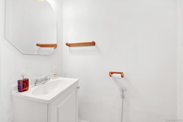 361 Verplanck Avenue, Beacon, NY 12508