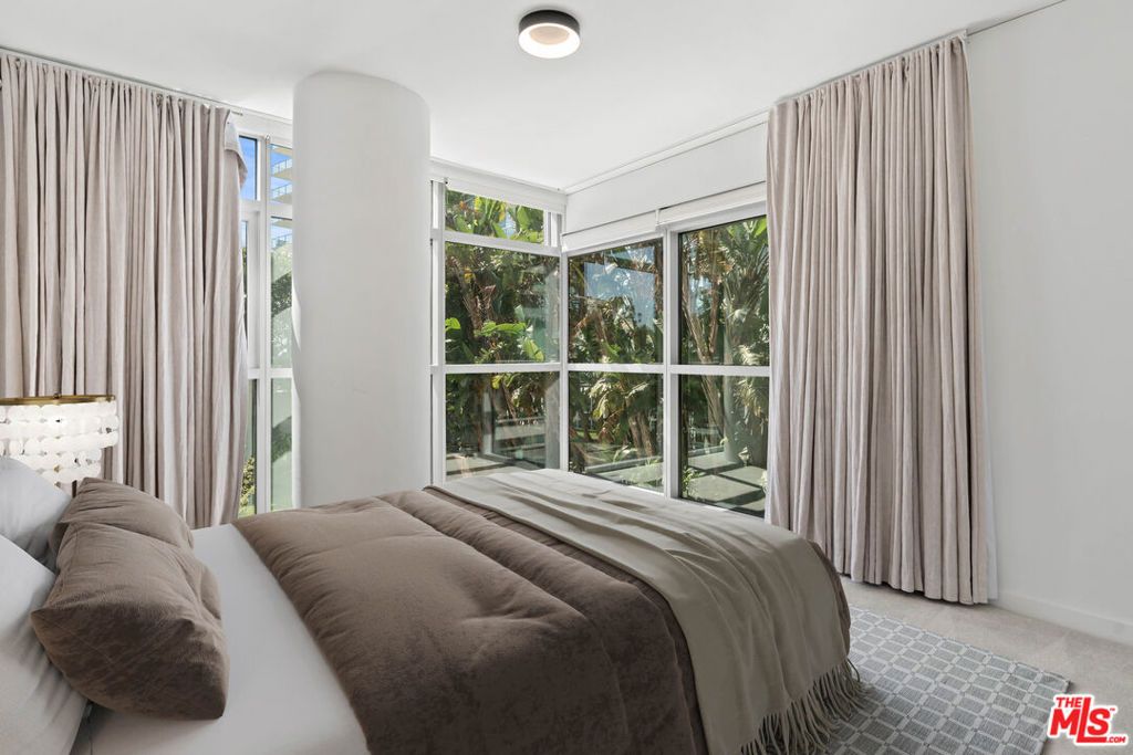 13650 Marina Pointe Drive 404, Marina Del Rey, CA 90292 — photo 3