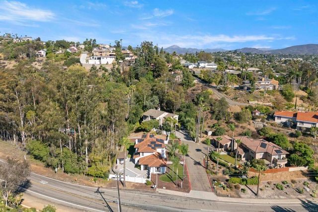 9742 Raspberry Ice Lane, La Mesa, CA 91941