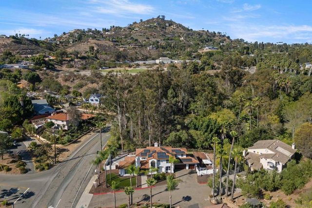 9742 Raspberry Ice Lane, La Mesa, CA 91941