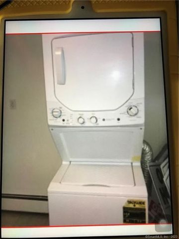 42 Weed Hill Avenue, Stamford, CT 06907