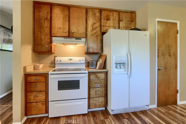 42896 Country Club Drive E, Oakhurst, CA 93644