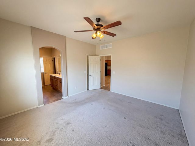 282 E Placita Nubes De Agua, Sahuarita, AZ 85629