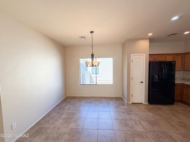 282 E Placita Nubes De Agua, Sahuarita, AZ 85629