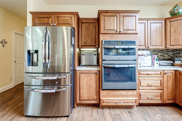 105 14th Court, Sequim, WA 98382