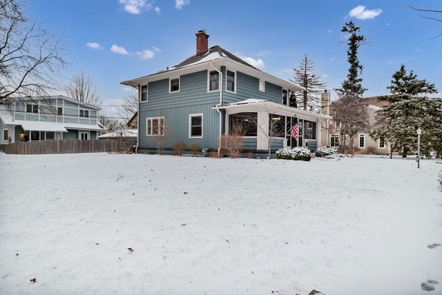 605 N 3rd Avenue, St. Charles, IL 60174