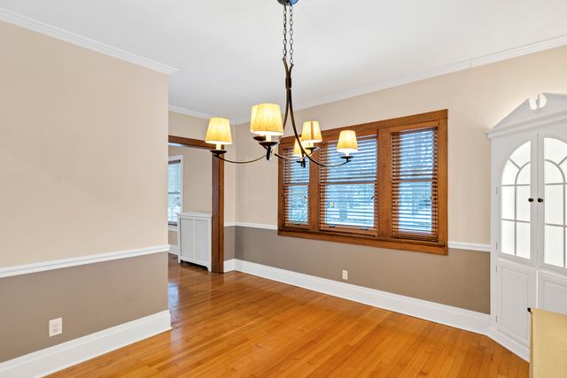 605 N 3rd Avenue, St. Charles, IL 60174