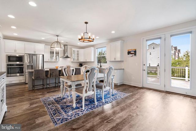 25439 STRIBLING ORCHARD CT, Chantilly, VA 20152