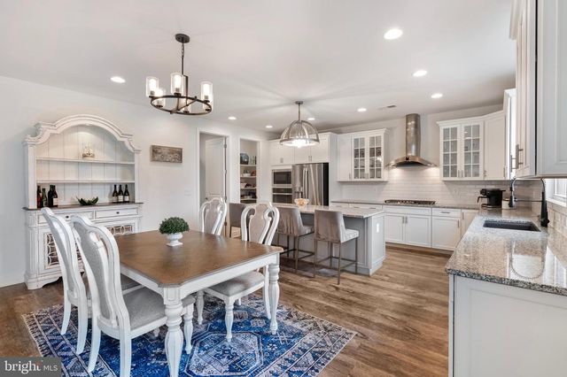 25439 STRIBLING ORCHARD CT, Chantilly, VA 20152