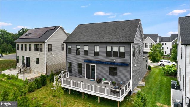 25439 STRIBLING ORCHARD CT, Chantilly, VA 20152