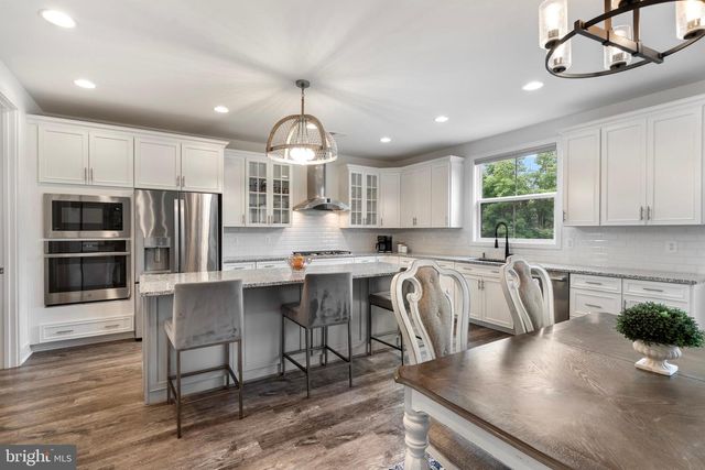 25439 STRIBLING ORCHARD CT, Chantilly, VA 20152