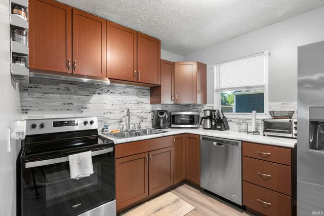 1105 Sarasota Drive, Lafayette, IN 47909