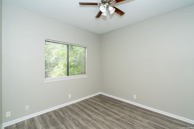 2826 VILLAGE PKWY, San Antonio, TX 78251