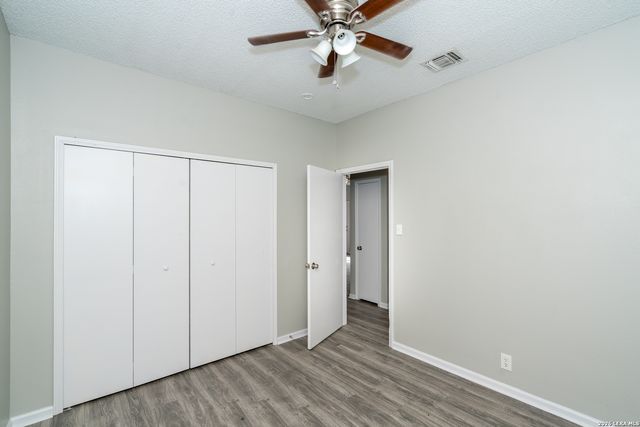 2826 VILLAGE PKWY, San Antonio, TX 78251