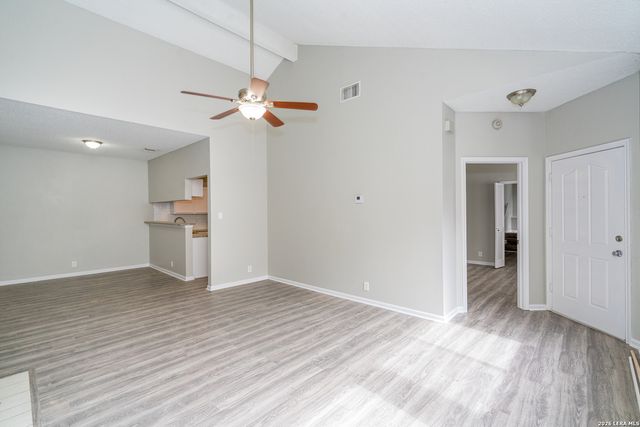 2826 VILLAGE PKWY, San Antonio, TX 78251