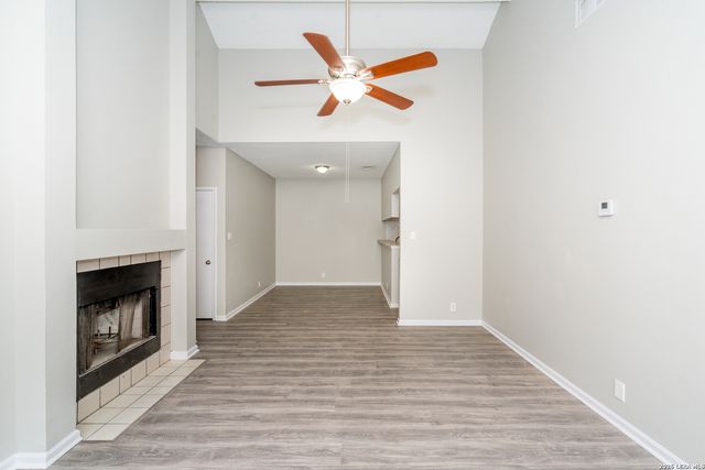 2826 VILLAGE PKWY, San Antonio, TX 78251