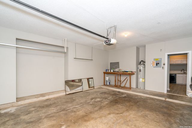 2826 VILLAGE PKWY, San Antonio, TX 78251