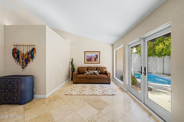 2068 E CAIRO Drive, Tempe, AZ 85282