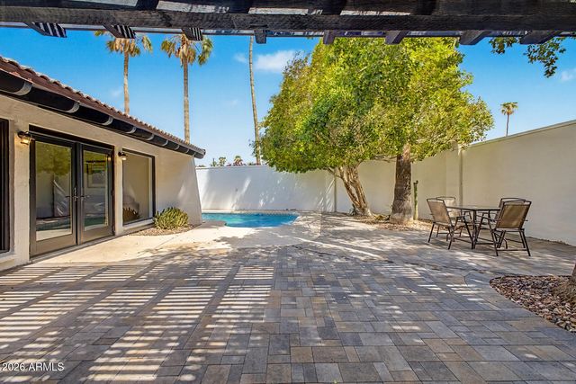 2068 E CAIRO Drive, Tempe, AZ 85282