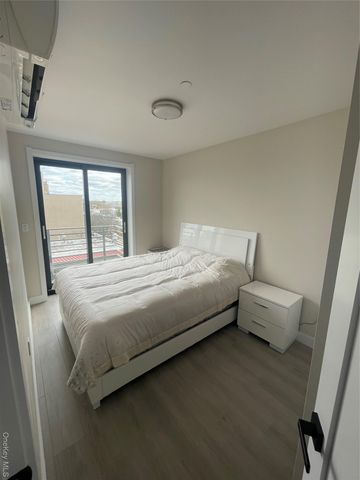 1546 Broadway 4B, Brooklyn, NY 11221