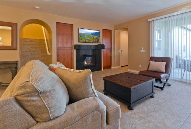 462 Via De La Paz, Palm Desert, CA 92211