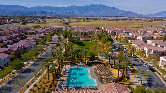 462 Via De La Paz, Palm Desert, CA 92211