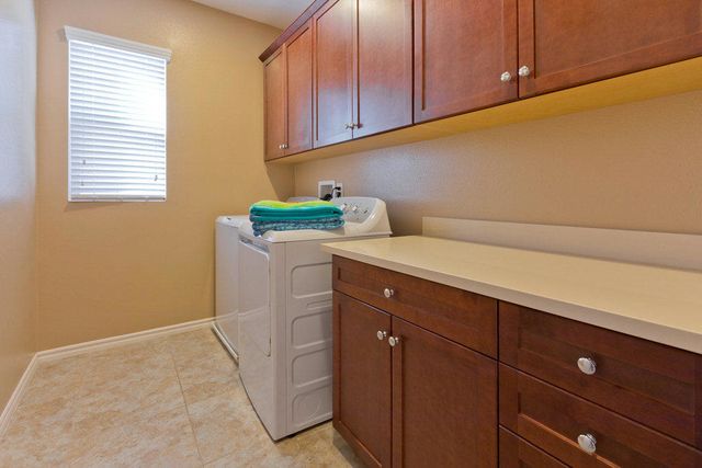 462 Via De La Paz, Palm Desert, CA 92211