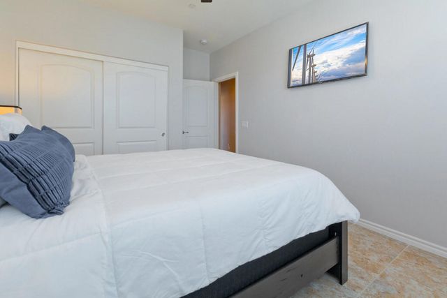 462 Via De La Paz, Palm Desert, CA 92211