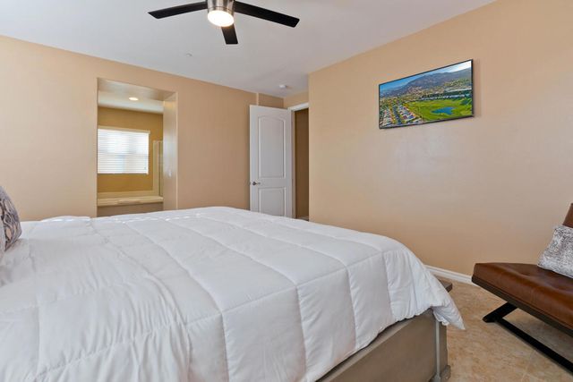 462 Via De La Paz, Palm Desert, CA 92211