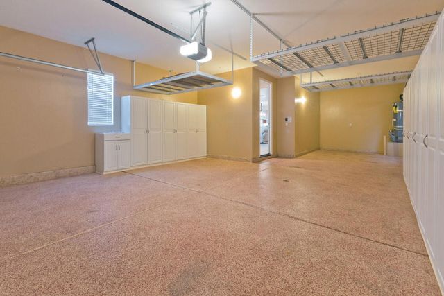 462 Via De La Paz, Palm Desert, CA 92211