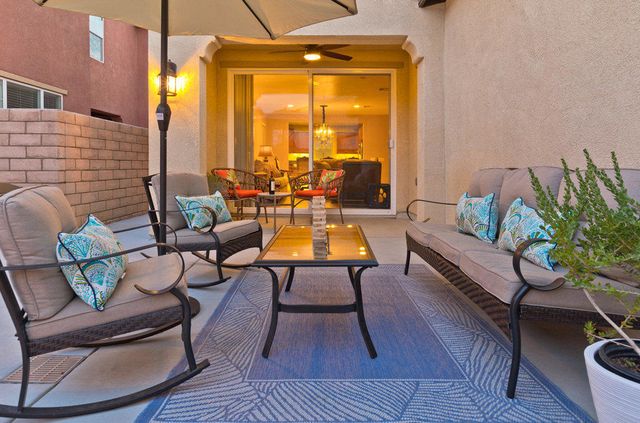 462 Via De La Paz, Palm Desert, CA 92211