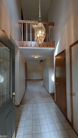 2345 Lost Creek Drive, Flushing, MI 48433