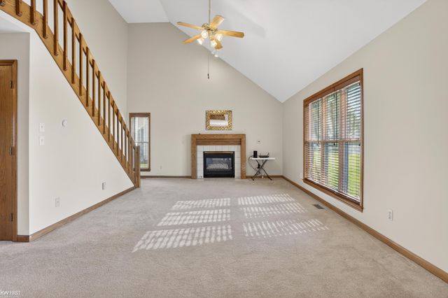 2345 Lost Creek Drive, Flushing, MI 48433
