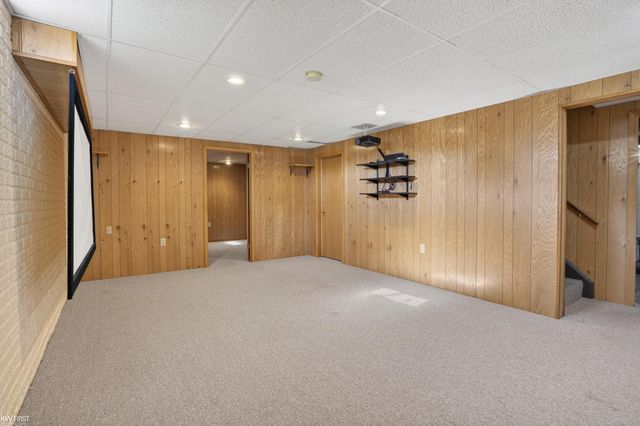 2345 Lost Creek Drive, Flushing, MI 48433