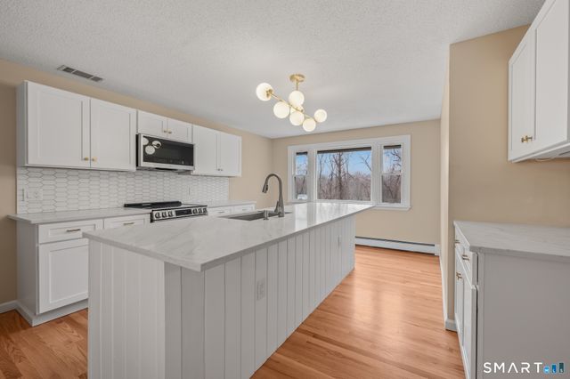 252 Blue Ridge Drive, Manchester, CT 06040