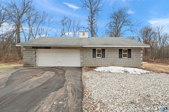 252 Blue Ridge Drive, Manchester, CT 06040