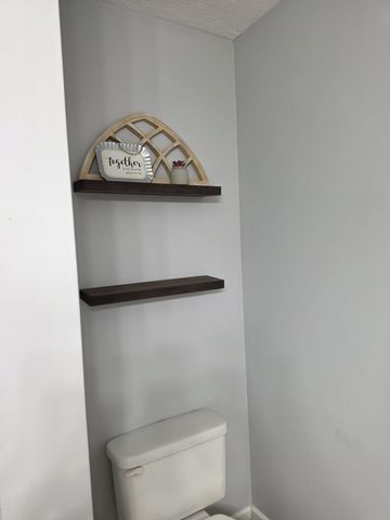 3050 Gnat Hill Rd, Manchester, TN 37355