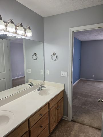 3050 Gnat Hill Rd, Manchester, TN 37355