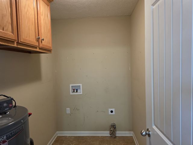 3050 Gnat Hill Rd, Manchester, TN 37355