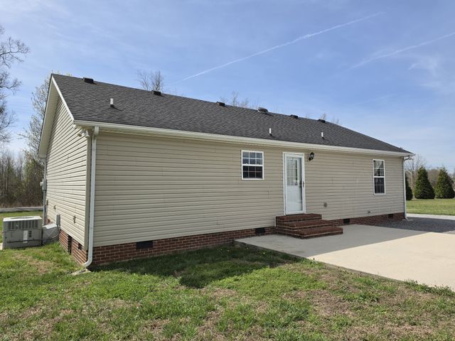 3050 Gnat Hill Rd, Manchester, TN 37355