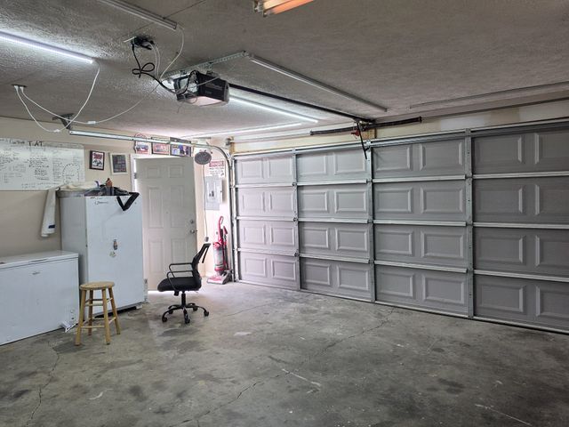 3050 Gnat Hill Rd, Manchester, TN 37355