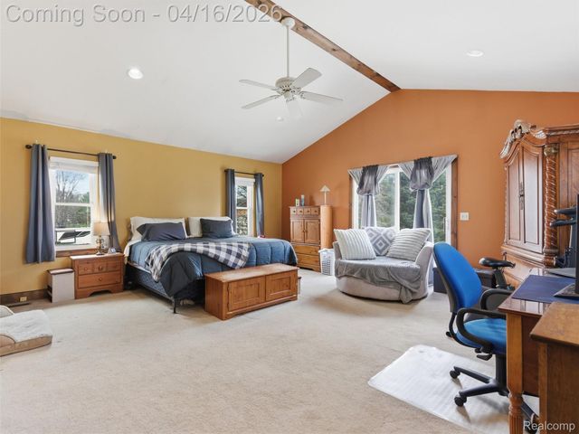 4615 Homesite Drive, Orion Charter Township, MI 48359