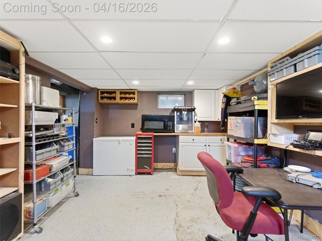 4615 Homesite Drive, Orion Charter Township, MI 48359