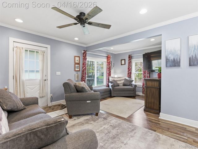 4615 Homesite Drive, Orion Charter Township, MI 48359